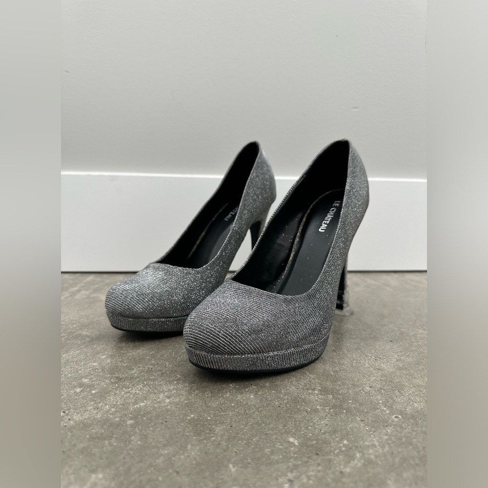 Le chateau heels